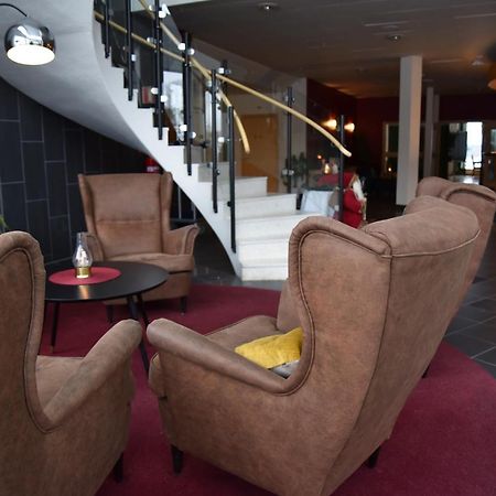 Hotell Arjaeng ภายนอก รูปภาพ