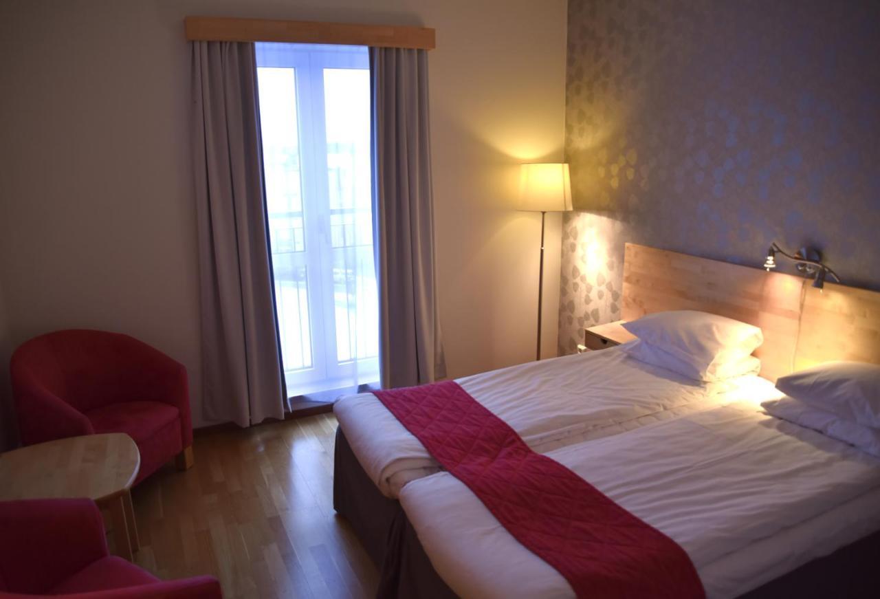 Hotell Arjaeng ภายนอก รูปภาพ